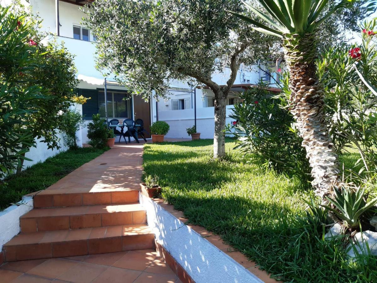 Villa Casa Vacanza Uggiano La Chiesa Exterior foto