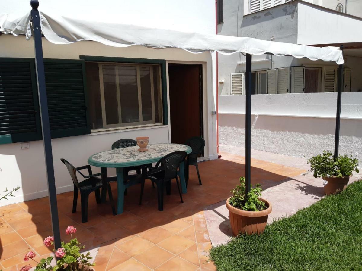 Villa Casa Vacanza Uggiano La Chiesa Exterior foto